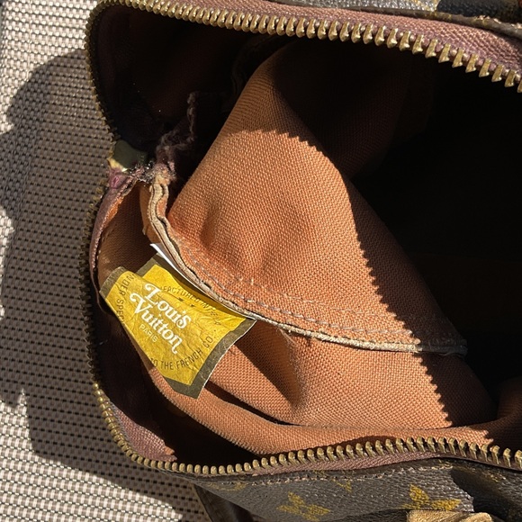 Louis Vuitton classic vintage speedy 30 with Leopard Accent - Picture 10 of 10